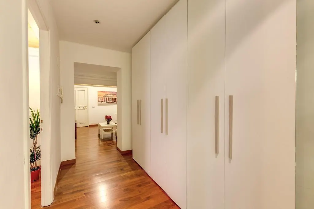 Domus Pantheon Apartment Rome