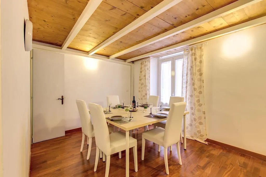Domus Pantheon Apartment Rome Italy