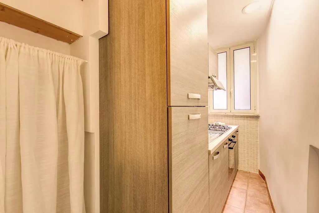 Domus Pantheon Apartment Rome