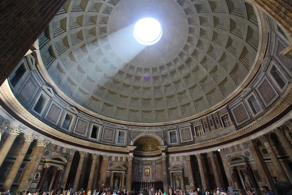 Domus Pantheon Apartment Rome Italy